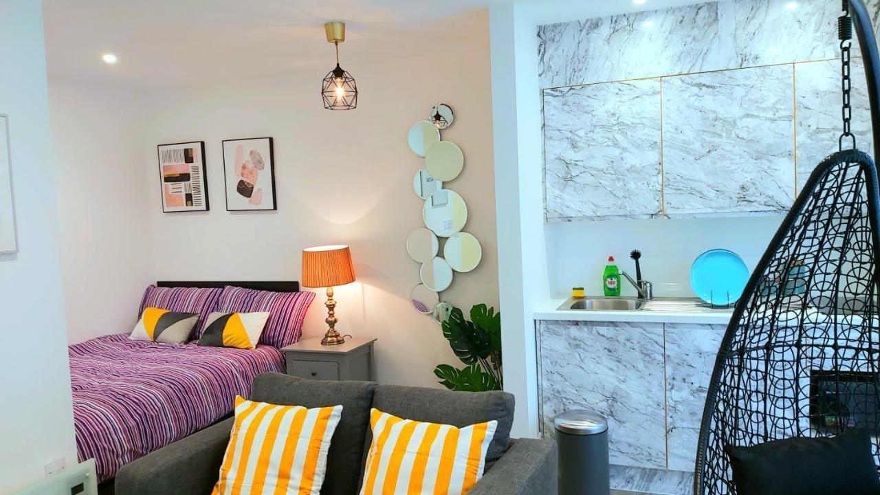 Great Studio Apartments - Netflix, Wifi, Digital Tv 셰필드 외부 사진